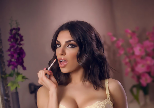 Darcie Dolce Strips Naked While Doing Her Makeup